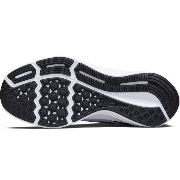 Nike Size 11 DOWNSHIFTER 7 New woman’s shoes - Picture 3 of 8